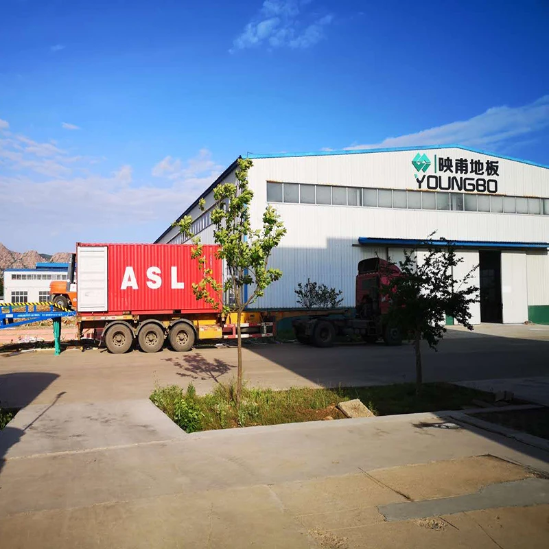 Fireproof Non-Slip Wooden Plastic Vinyl Flooring LVT Self Adhesive Flooring Sticker Sheet Peel and Stick PVC Flooring 1.5mm