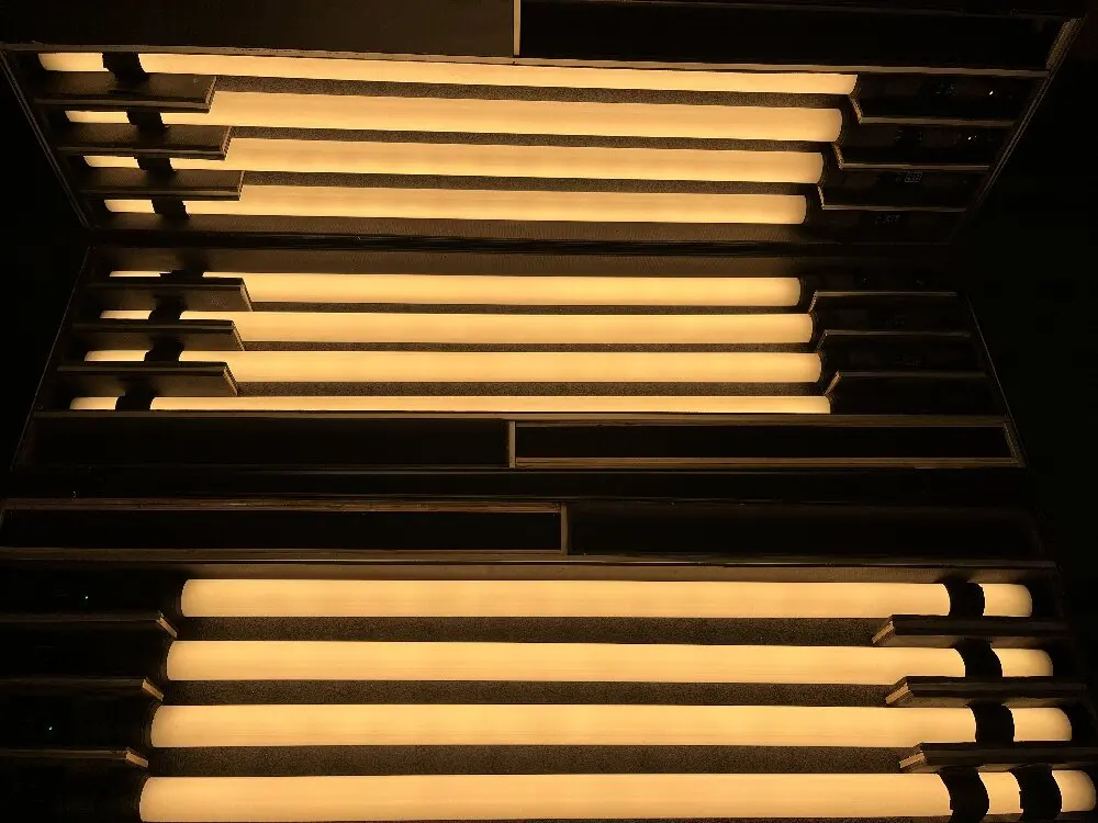 Stage Effect Lights Waterproof Battery LED Tube Light 128*0.25W RGB/RGBW with Wireless+Remote+DMX Control for DJ Wedding