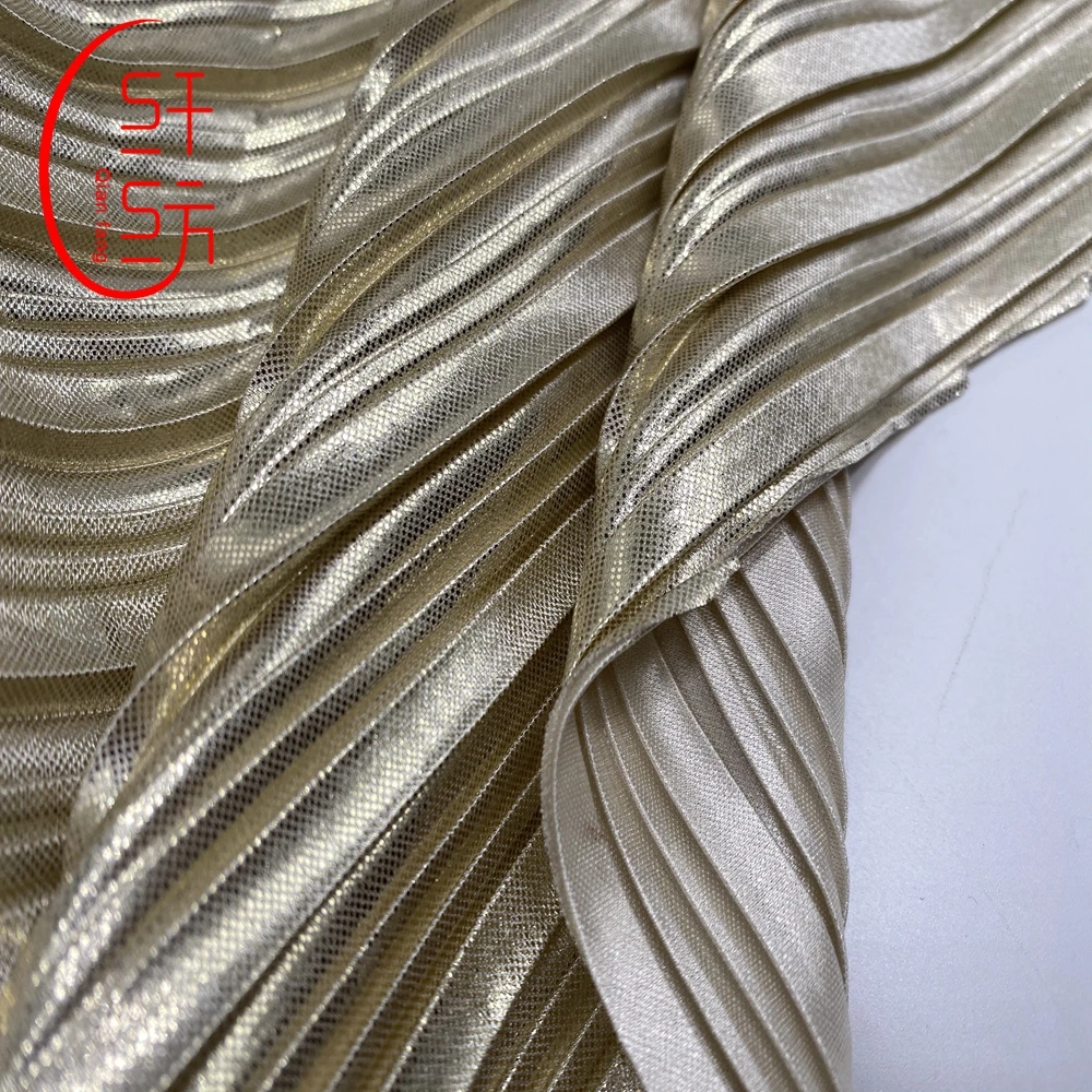 Crepe Gold metallic foil gold fabric shiny knitting gold stripe crinkle pleated foil fabric print plisse textile for dress
