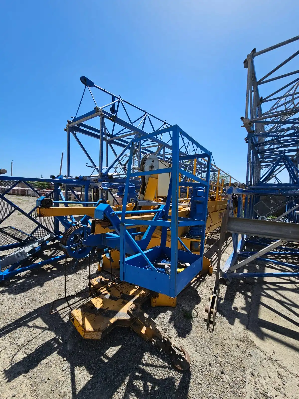 Top Quality Excellent Working Condition Used Tower Crane Raimondi MRT111 European 8 Tonne For Sale