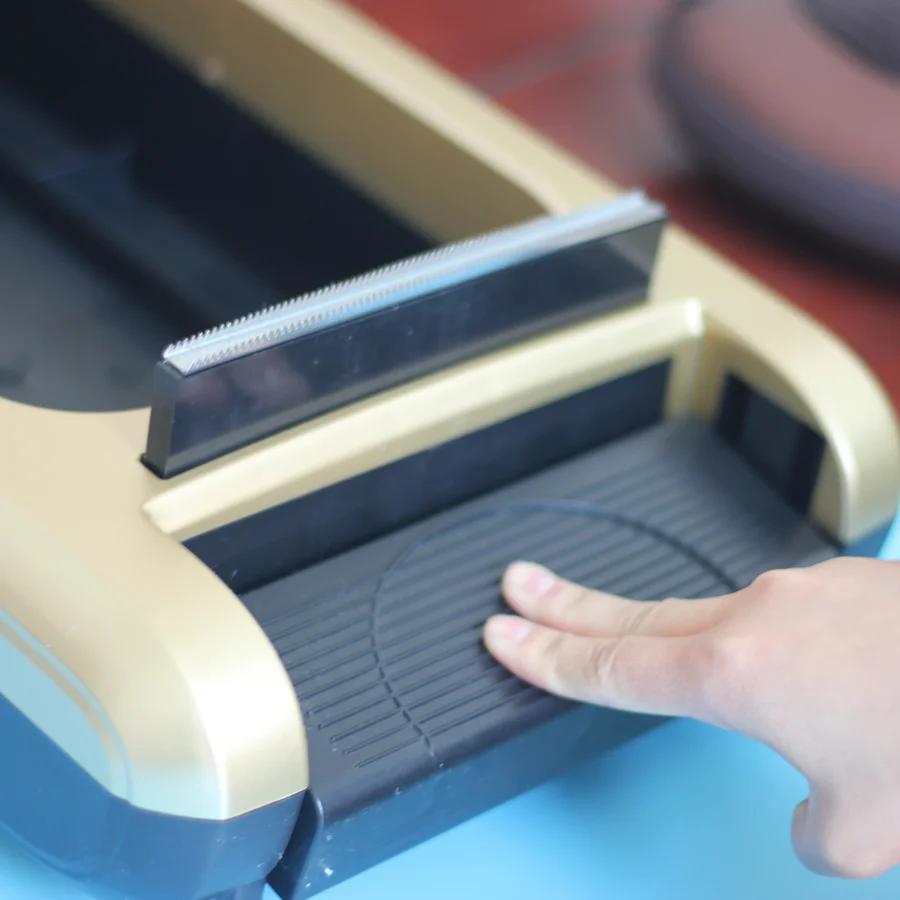 Factory sale luxury shoe-cover dispenser automatic plastic shoe film machine