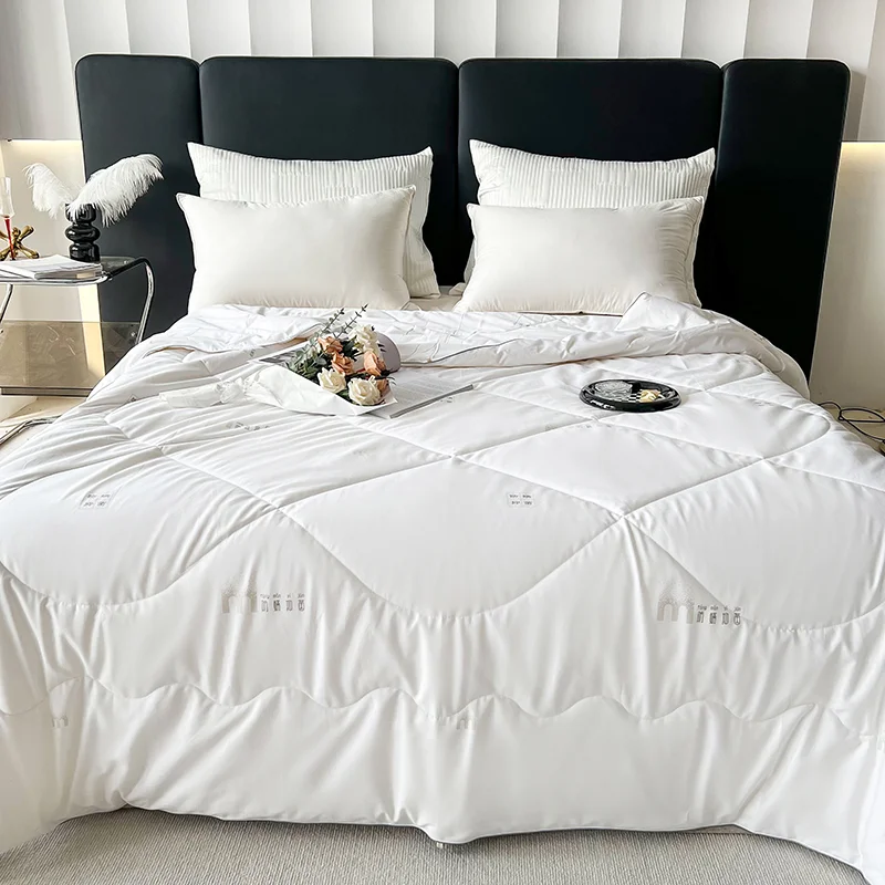 100% Cotton Luxury Summer Quilt Washable Cooling Bed Comforter with Patchwork Design Quilted Bed Cover for Home Use
