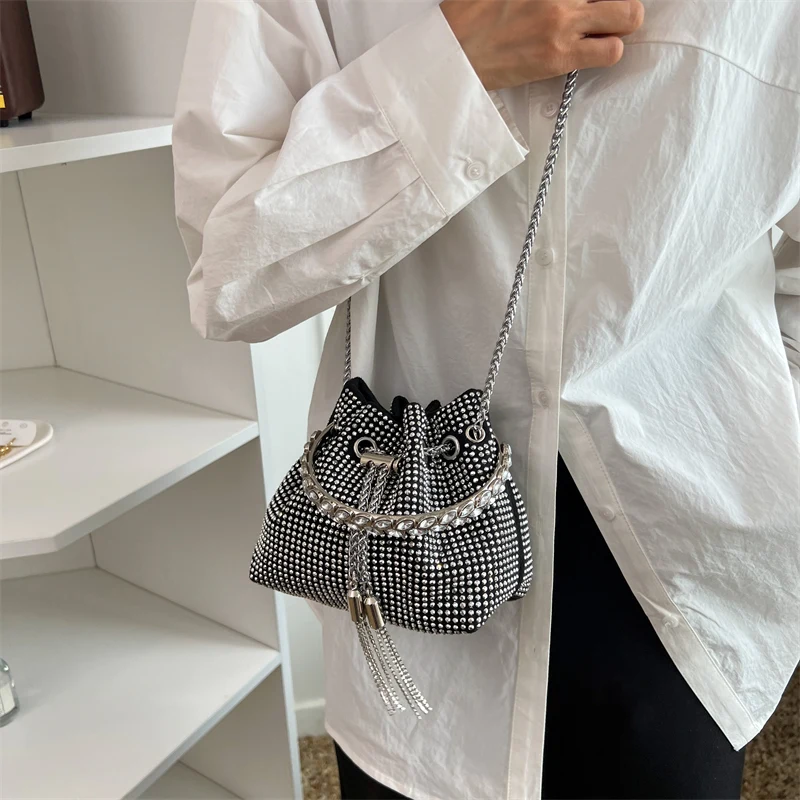 Yiwu Suka Ready to ship Women Crystal Rhinestone Handbags Party Prom Diamond Evening Bags Clutches Shoulder Bucket Bags