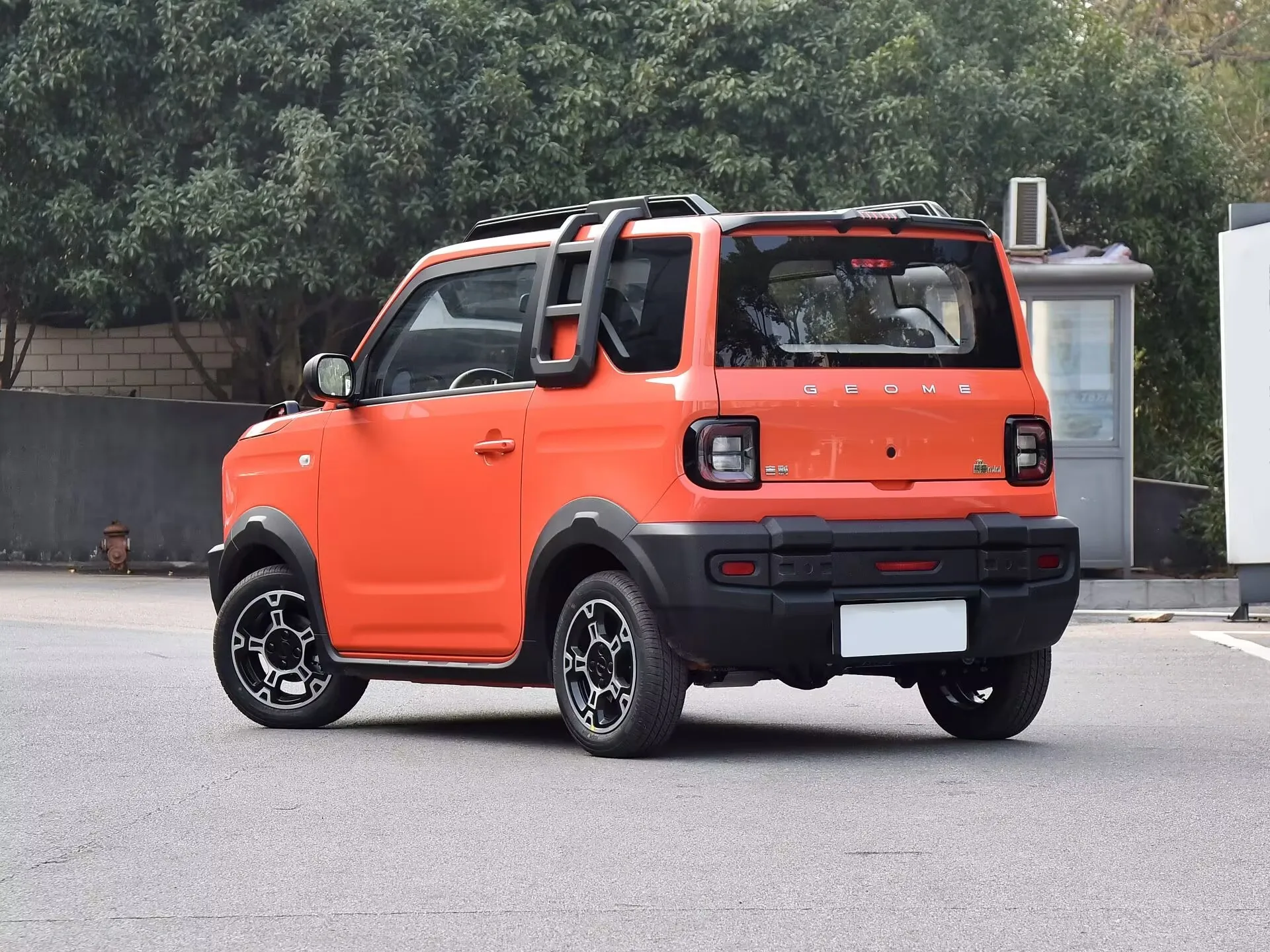 Подержанные автомобили Geely Panda Knight sedan новые энергетические 2024 многофункциональная модель чистый Электрический 200 км