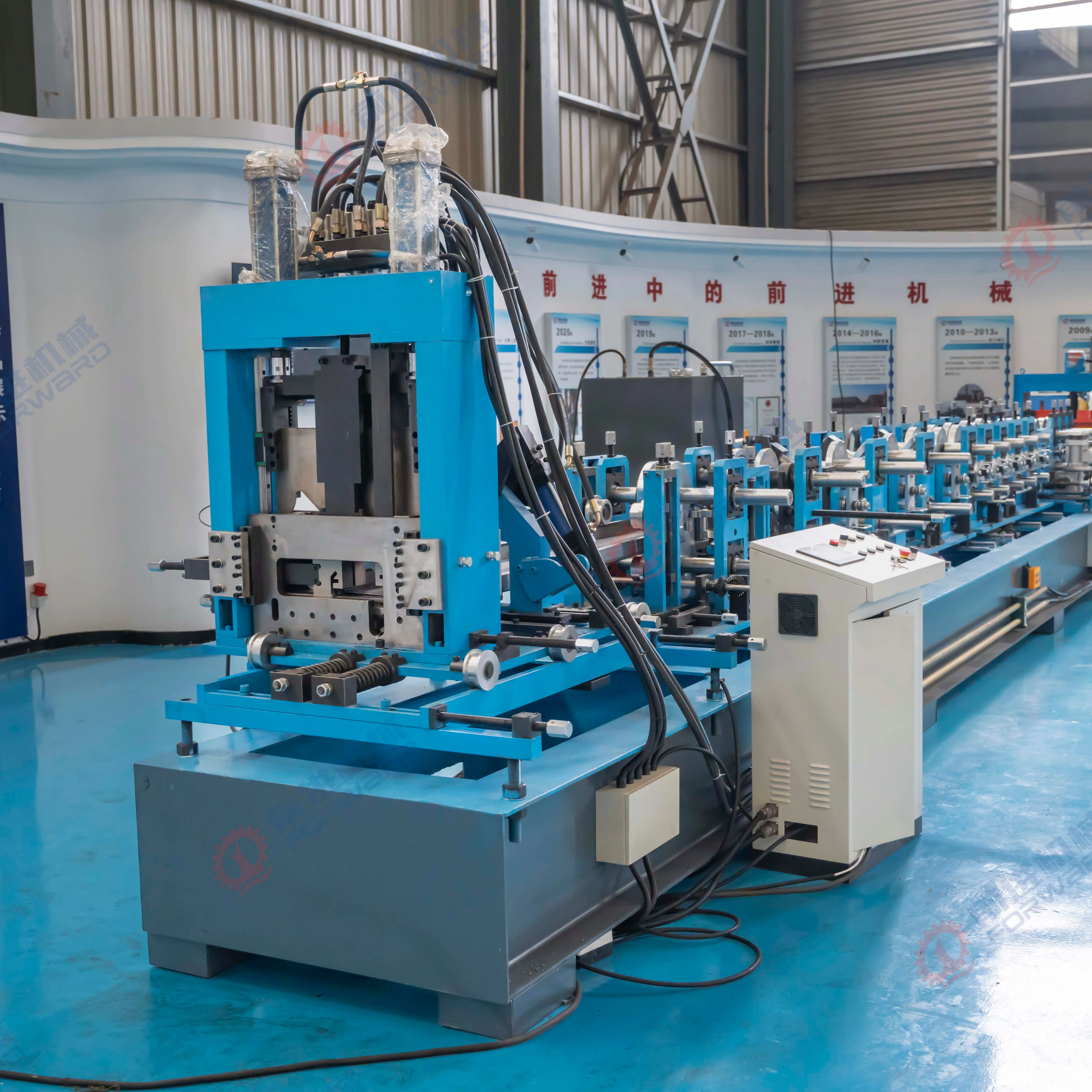 3 mm Thickness 100mm-300mm Width Fully Auto C U Z Section Purlin Steel Frame Roll Forming Machine