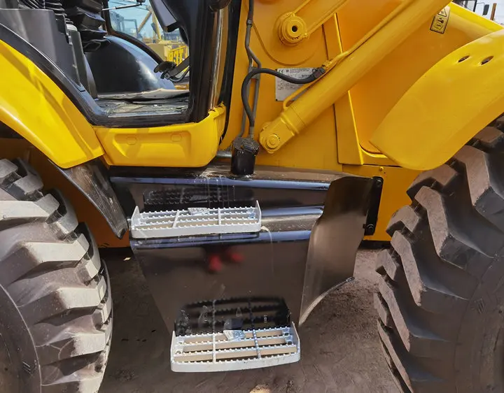 Selling used JCB JCB4CX excavating loader is  good Condition  jcb3cx  jcb4cx on hot sell