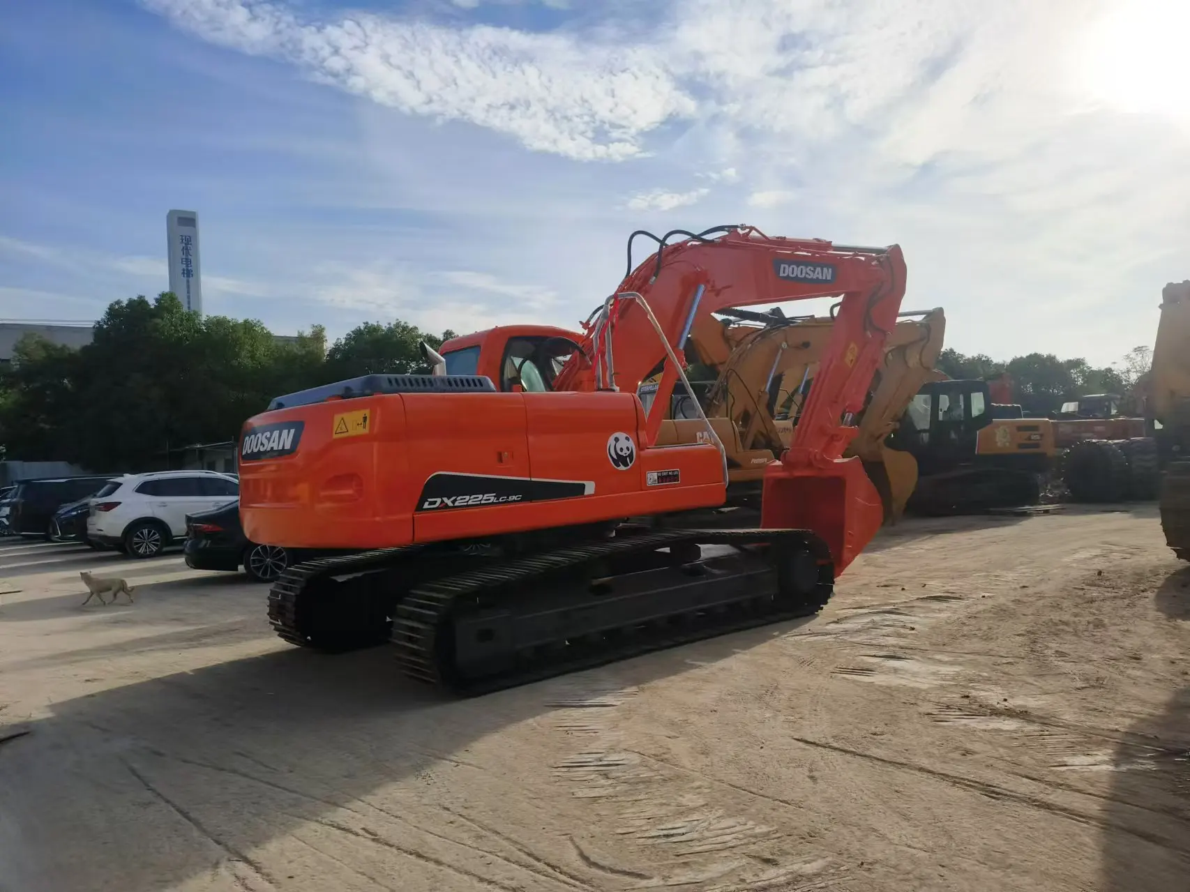 Second-hand excavator Doosan dx225 machinery Doosan dx300 is cheap/high quality/good condition