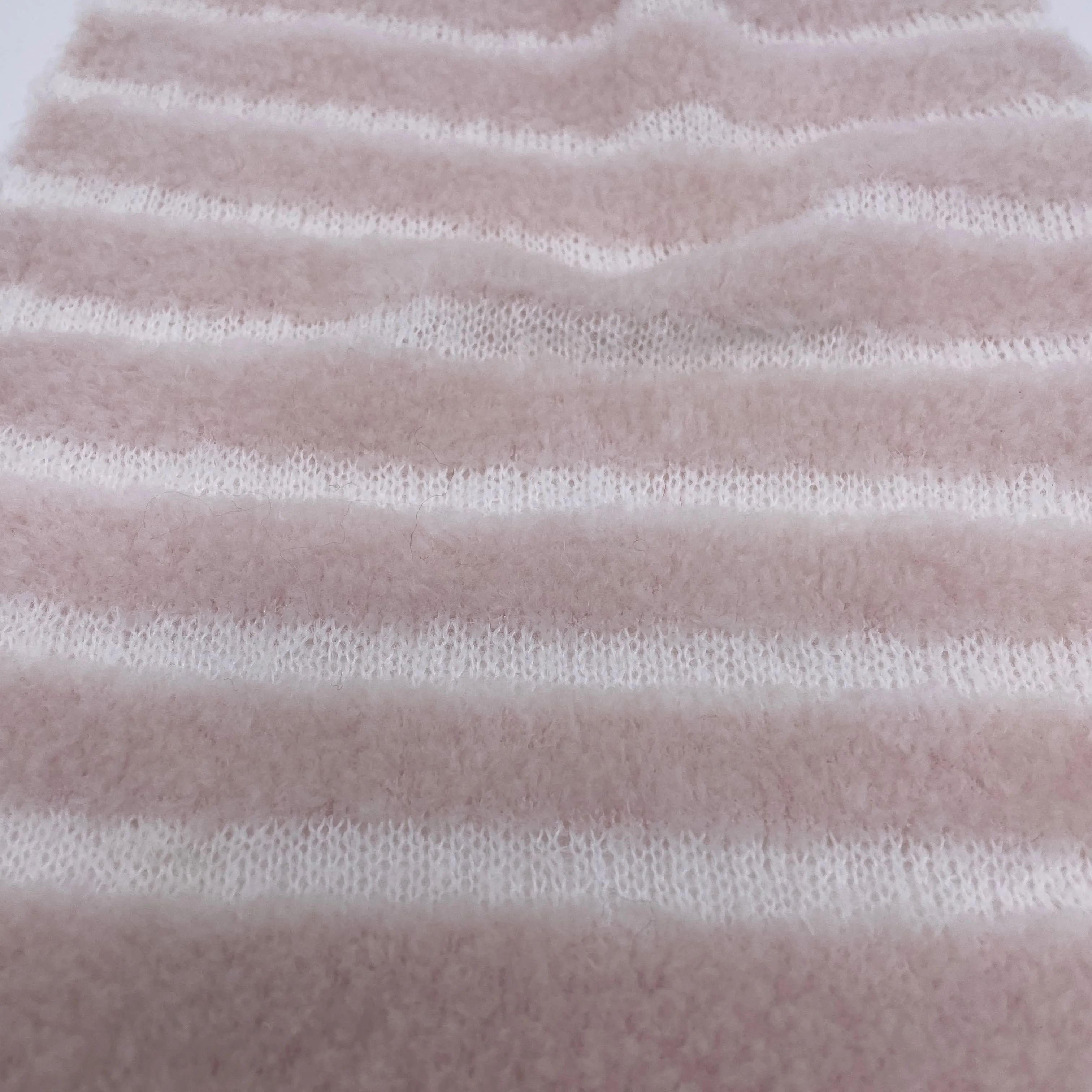 1/1.8 NM 83% Wool (RWS) Wool 17% Polyamide Nylon (Teddy Fleece)  Extreme Wool Cashmere Style Fancy Yarn