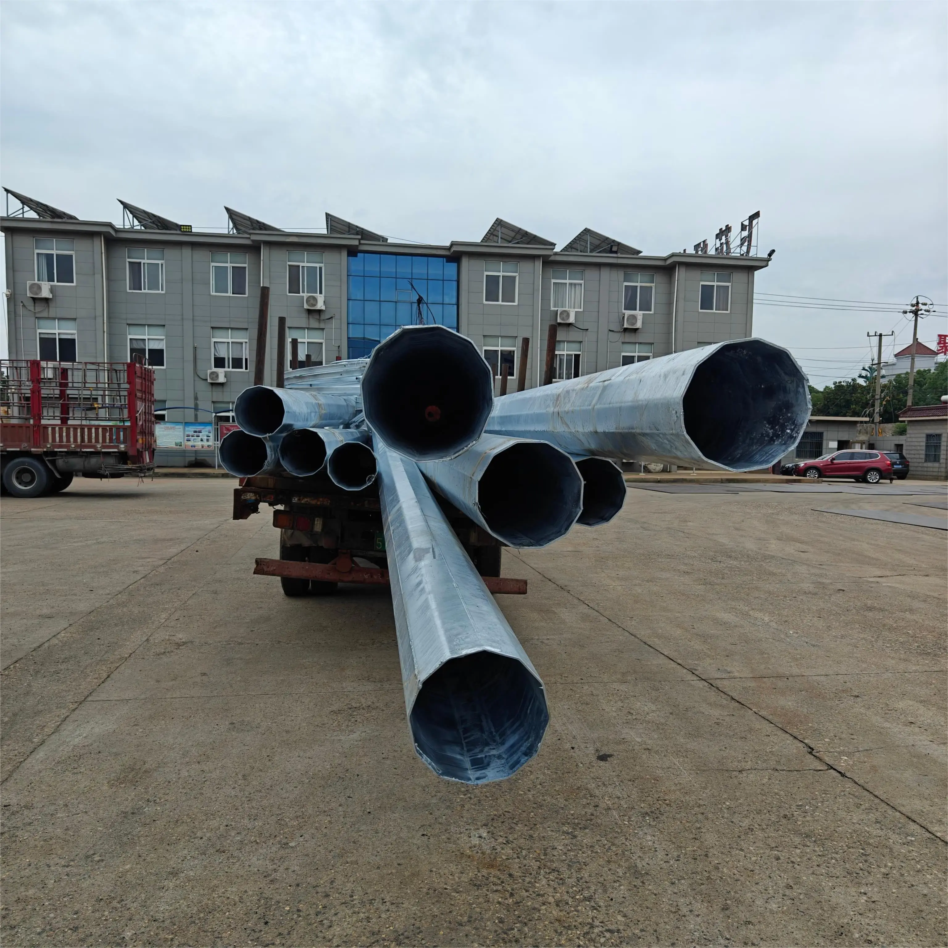 20m~40m CE Certified LED Flood High Mast Light/Lighting Pole with Winch