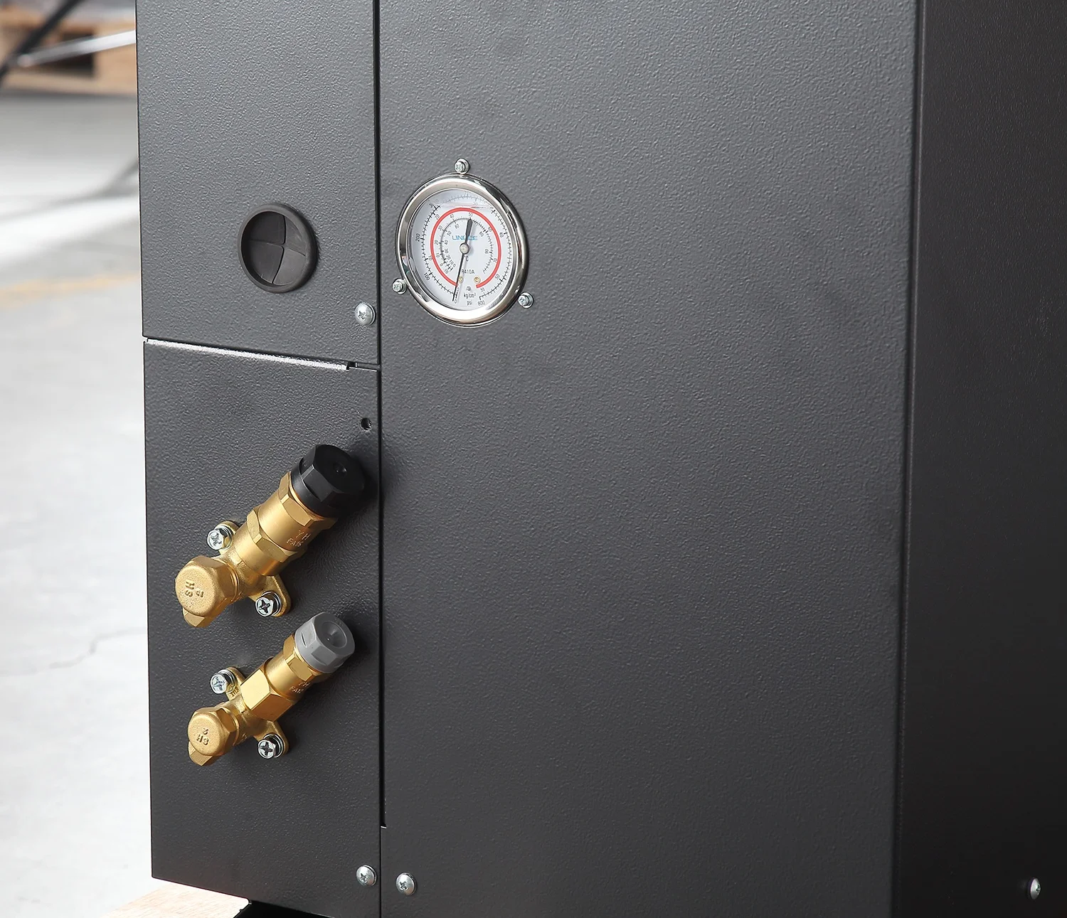 Greenhouse air conditioner cooling system for agriculture planting