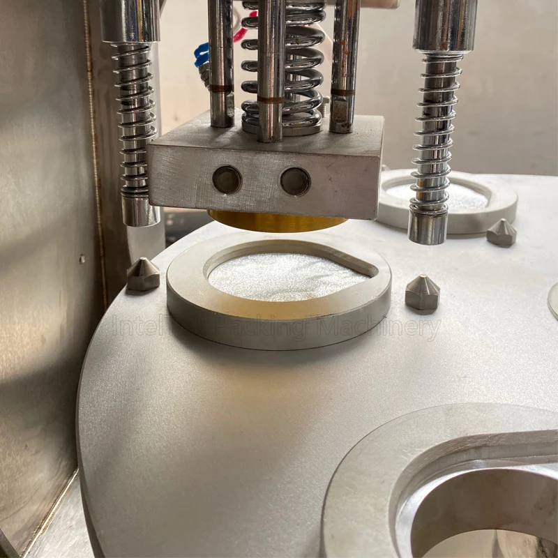 Semi Automatic Small Drinks Yogurt Cup Sealing Machine One Time Four Cups Customized Calippo Tube Tea Cup Aluminum Foil Sealer
