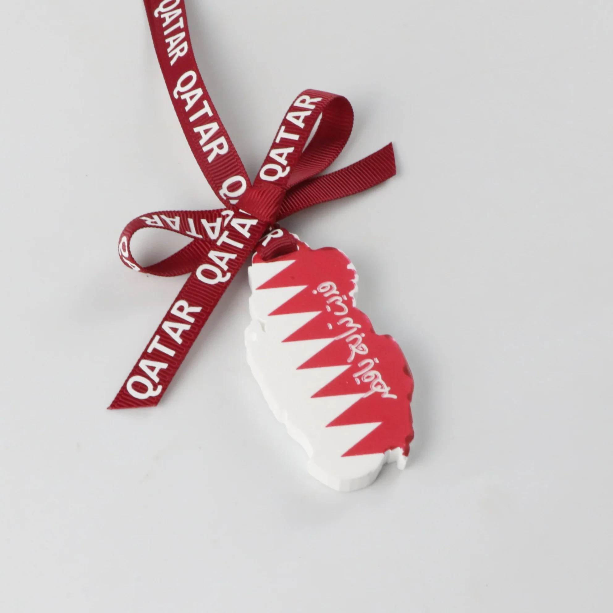 OEM Qatar Map Ceramic Aroma car decoration hanging stone Air freshener Essential oil diffuser Aromatic diffuser stone