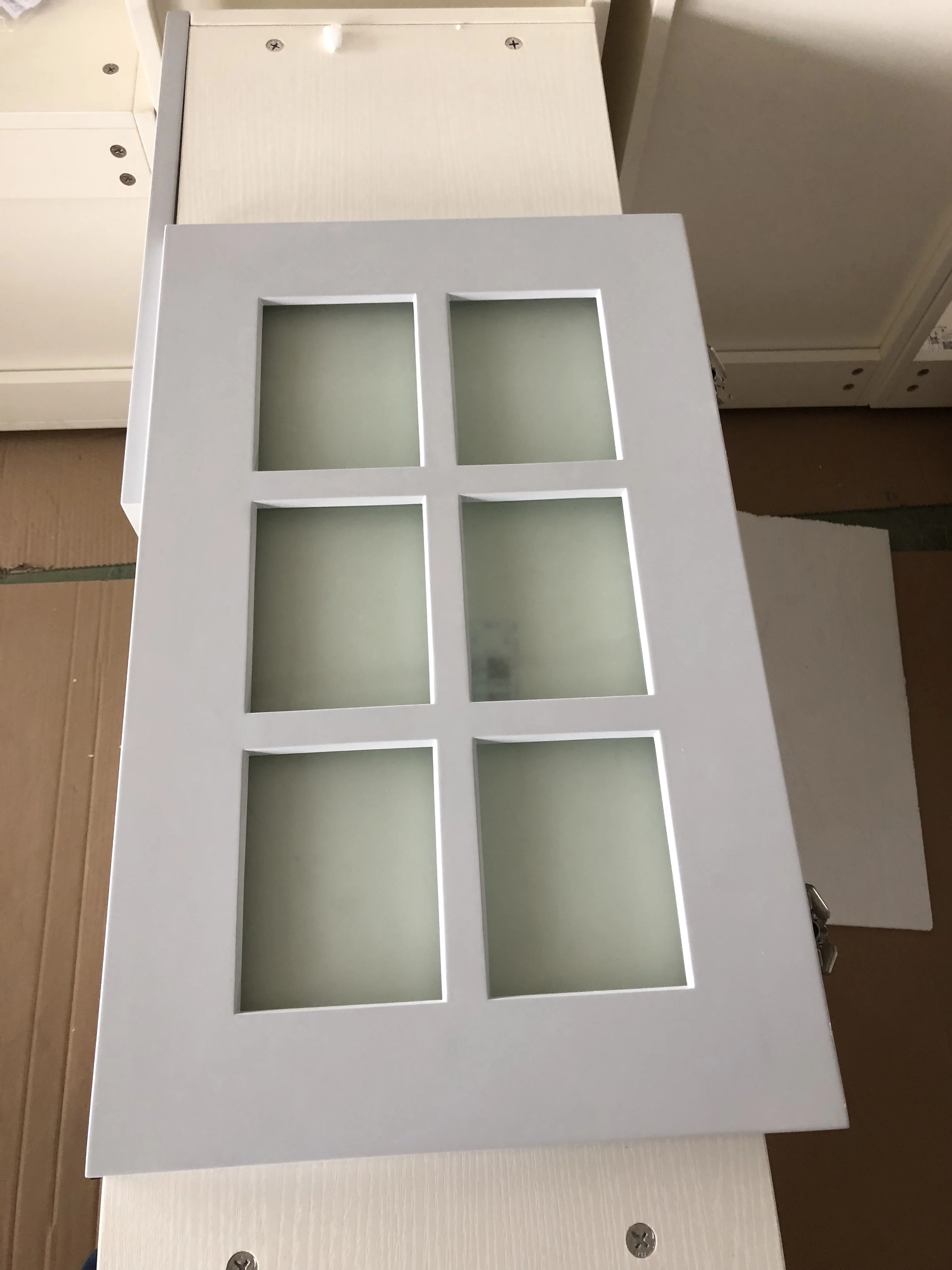 Modern Shaker Style Kitchen Furniture Customized Solid Wood Frame Cabinet Design