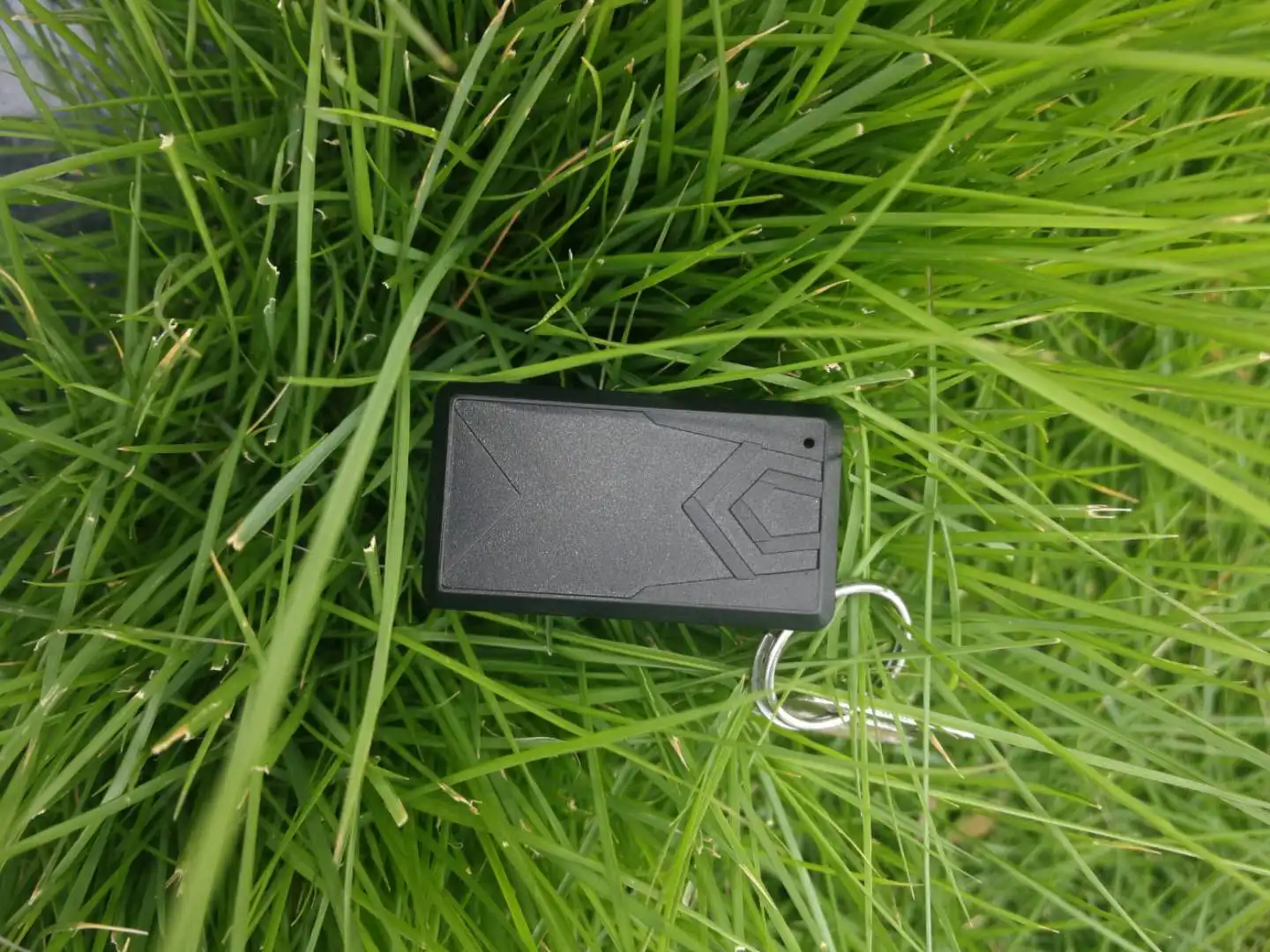 Vehicle Micro Real Time Mobile Locator Car Bike Scooter Wireless Positioning Gps Mini Tracker With Long Time Battery