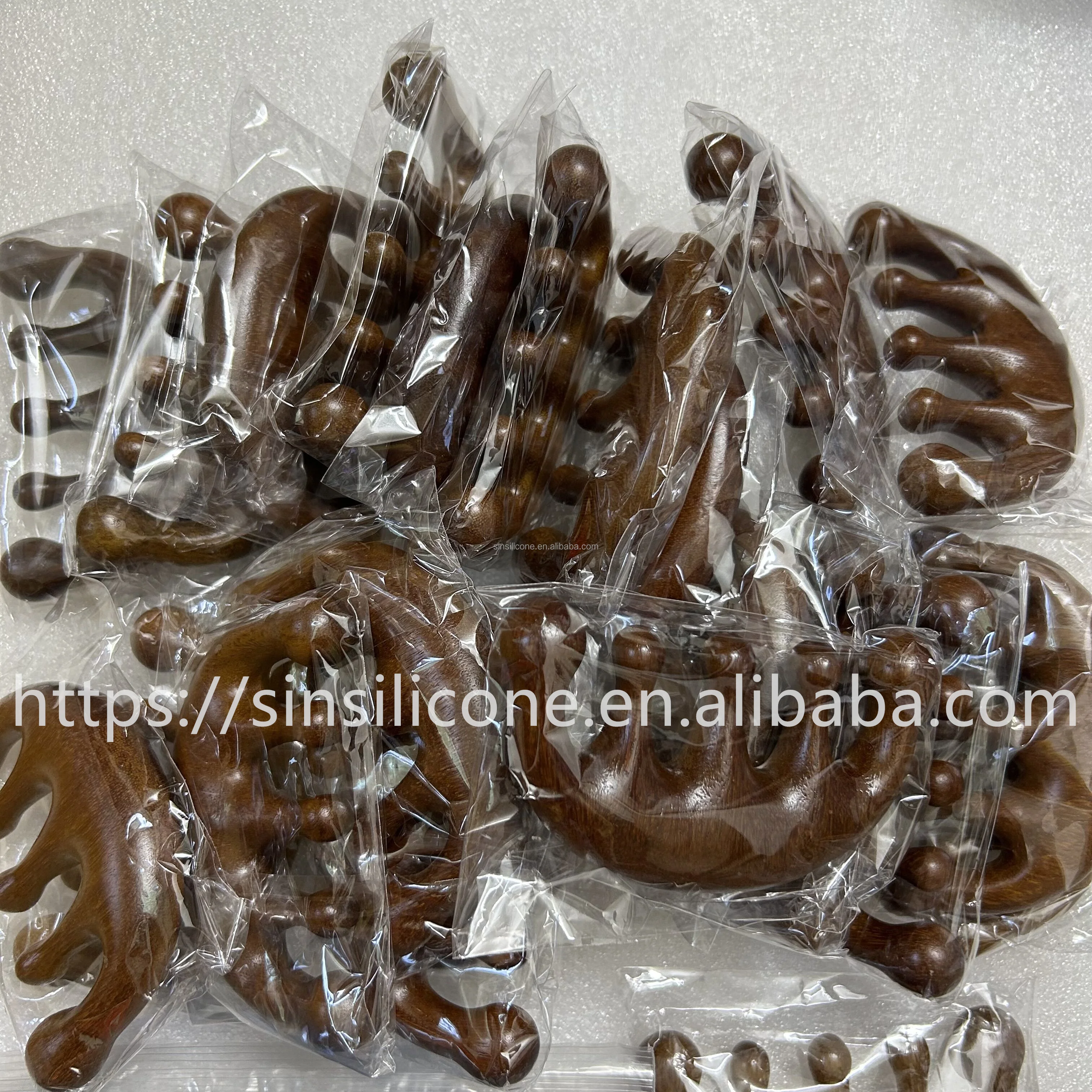 Manual Scalp Massager Loc Comb for Scalp Hair Massage - Head Massager Gua Sha