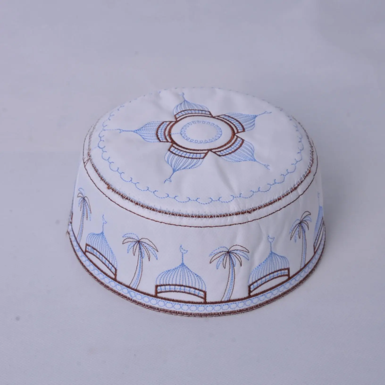 Белая мусульманская молитвенная шапка Kufi Омани намаз