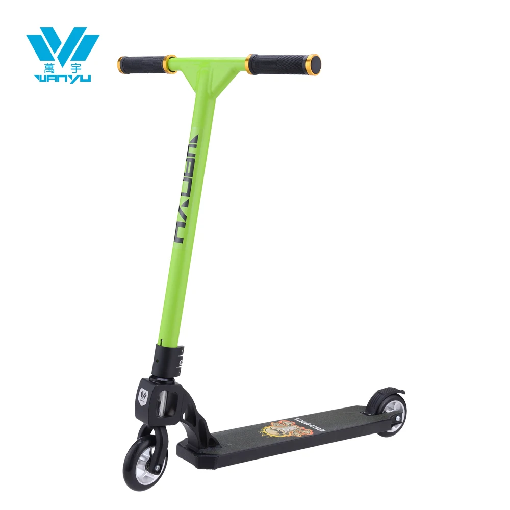 Широкополосный трюковый скутер