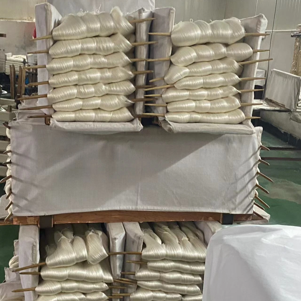 Оптовая продажа, текстильное сырье, 100% Шелковая Пряжа 20/22D 3A/4A/5A/6A, вязальная пряжа