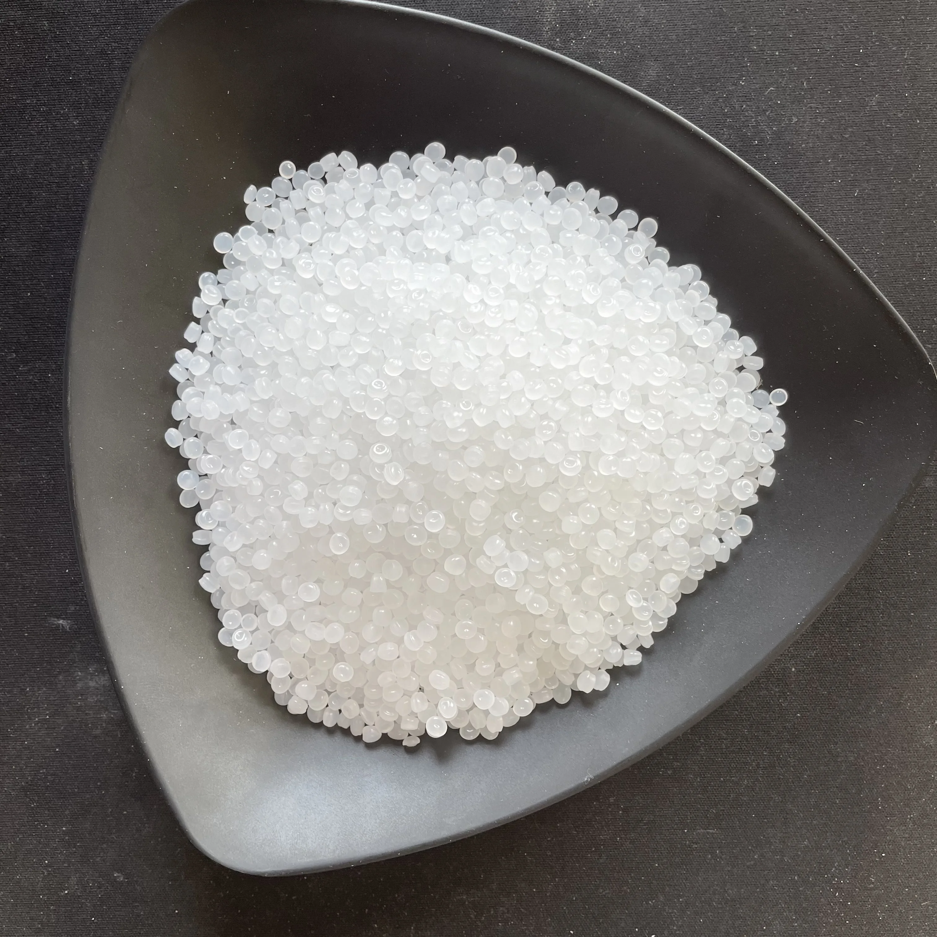 Поставка по низкой цене гранулы HDPE/LDPE/LLDPE/PP/ABS/PS пластиковое