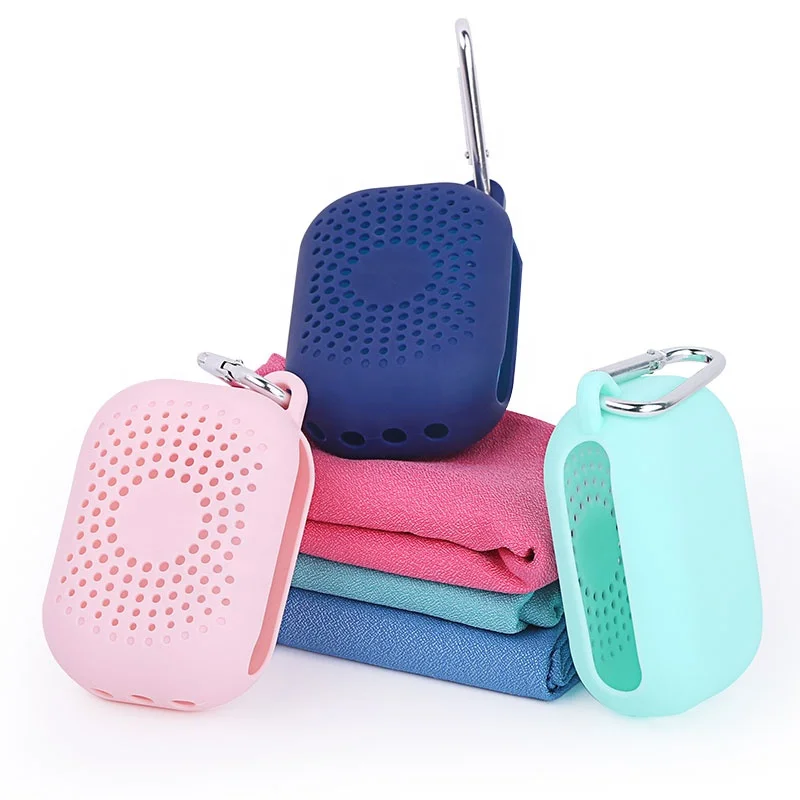 Wholesale Customized microfiber sports cold towel Magic sports travel outdoor ice cooling towel Sport Towel Silicone Case
