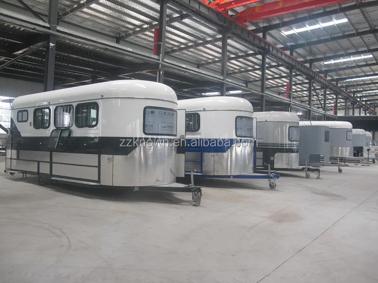 Europe Standard 3 Horse Loading Trailer with CE Customized Horse Floats Camper Trailer with Living Quarter