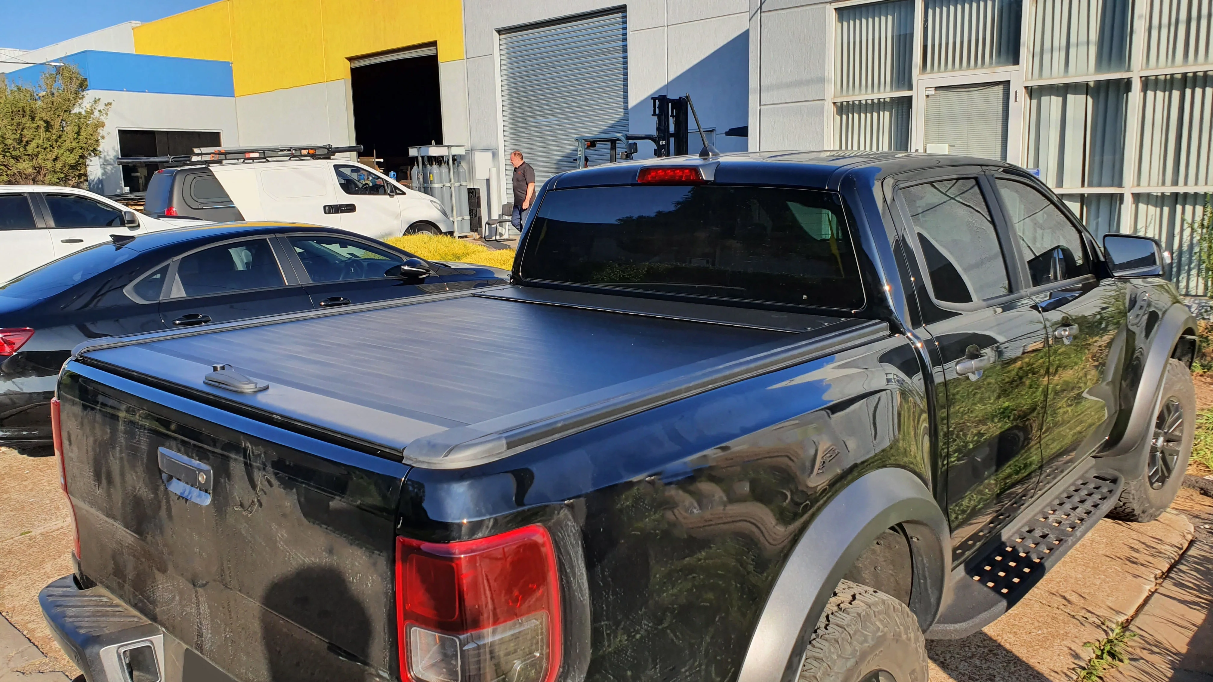 Аксессуары для пикапа грузовика 4x4 алюминиевая крышка с роликом верхний выдвижной рулонный тент Ford Ranger