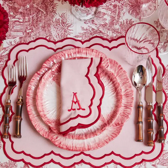 Wholesale New Design 45%  cotton 55% linen dusty rose cocktail napkins embroidered scallop edge