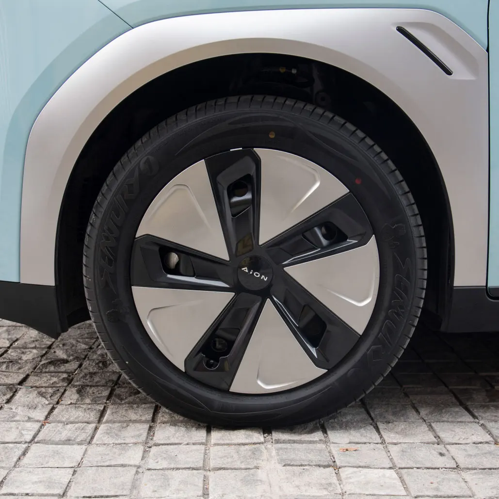 Aion LX - High Performance Electric Vehicle, 5 People Sedan LHD EV SUV, 2024 Model