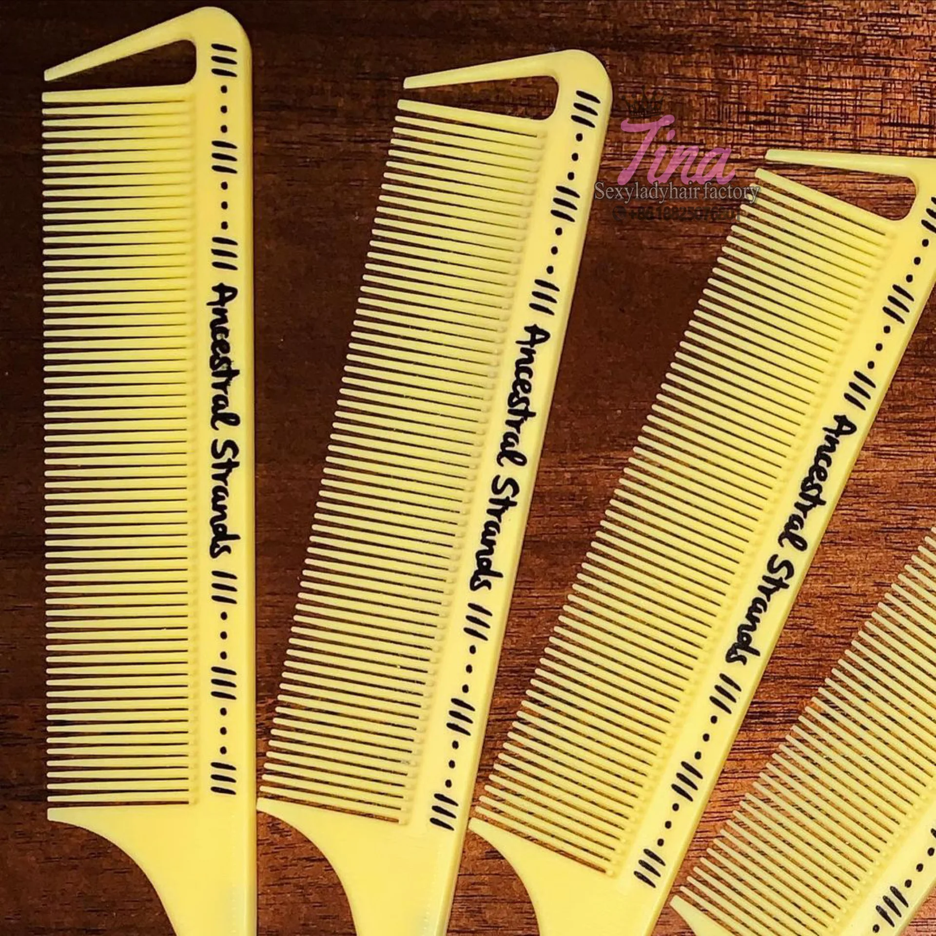 2023 hard Plastic Hair Detangler Brush comb Detangling Hair edge Brush Combs Low Price hair parting comb