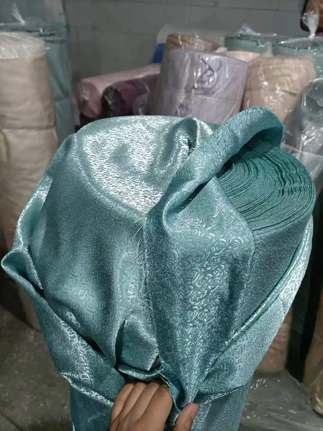 Good Quality Cheap Price Jacquard Blackout Windows Curtain Fabric for Hotel