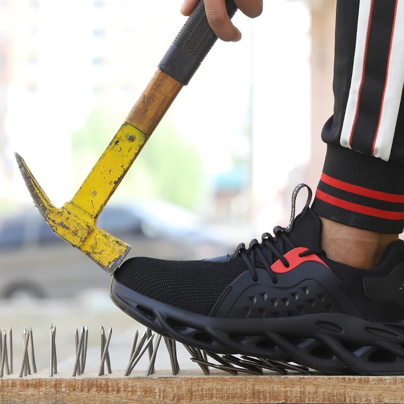 Hot Selling Industrial Breathable Men Working Sneakers Steel Toe Lightweight Safety Shoes for Men