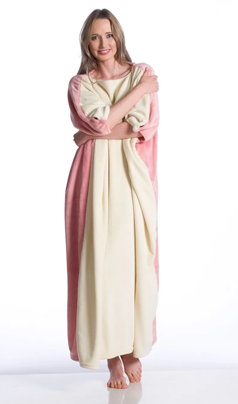 100% POLYESTER HIGH QUALITY COZY WEARABLE FLEECE BLANKET WITH SLEEVES LIGHT BLUE PACKED GIFT BOX FOR WHOLESALE