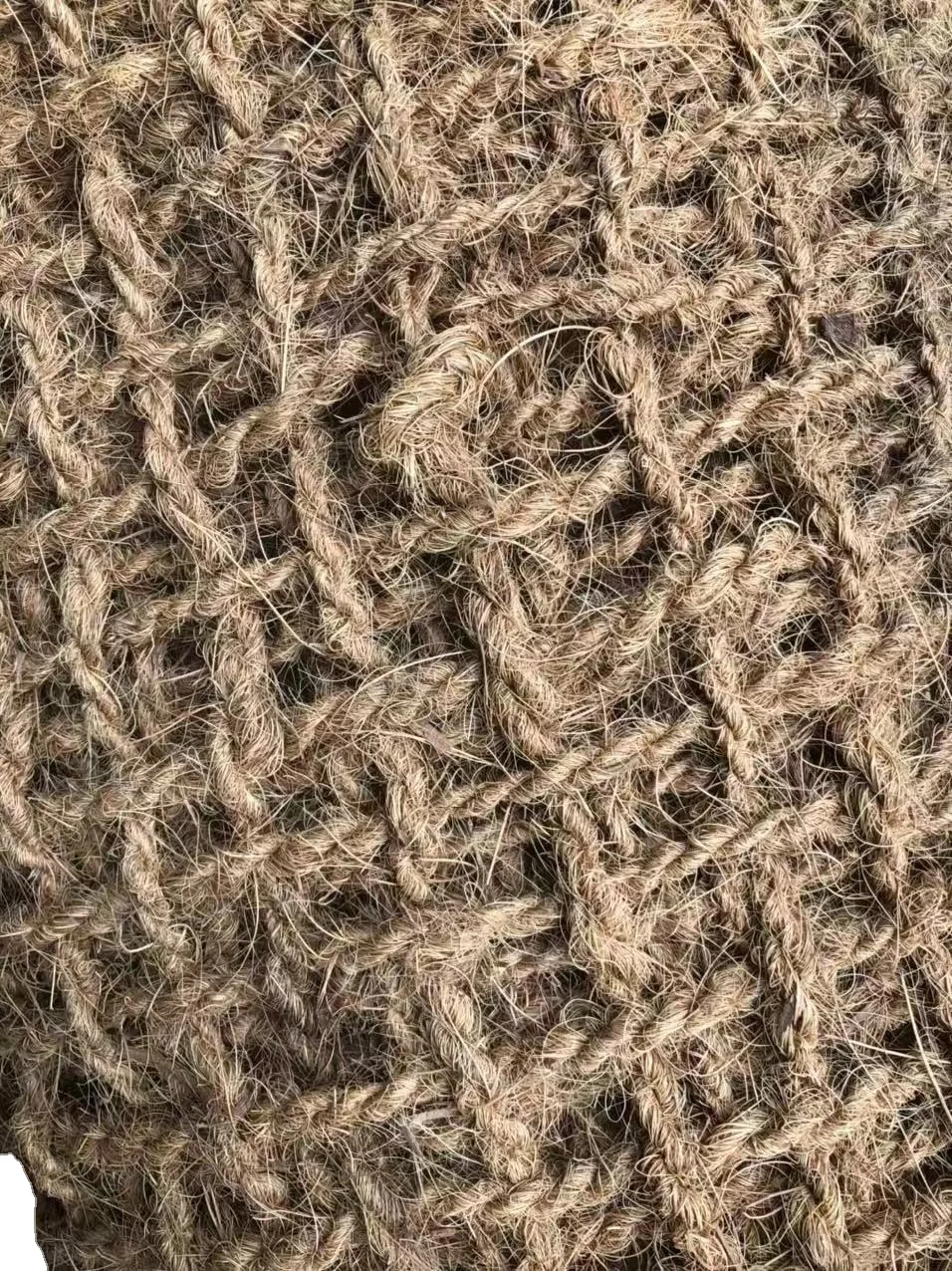 Guangzhou coconut palm net, coconut mat fiber net, coconut net geotextile are used for greening the mining area