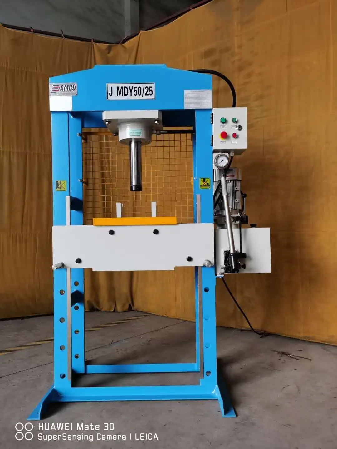 JMDYy series manual hydraulic press with adjustable table beam