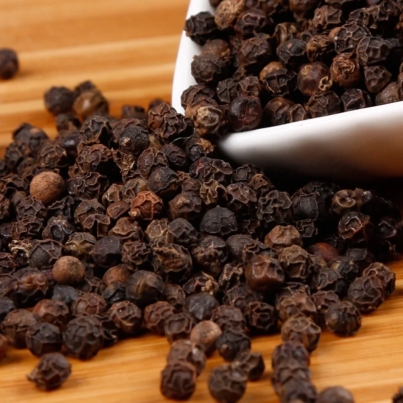 Guangxi organic spicy black pepper batch price the most preferential natural Vietnamese pepper hot dry black pepper