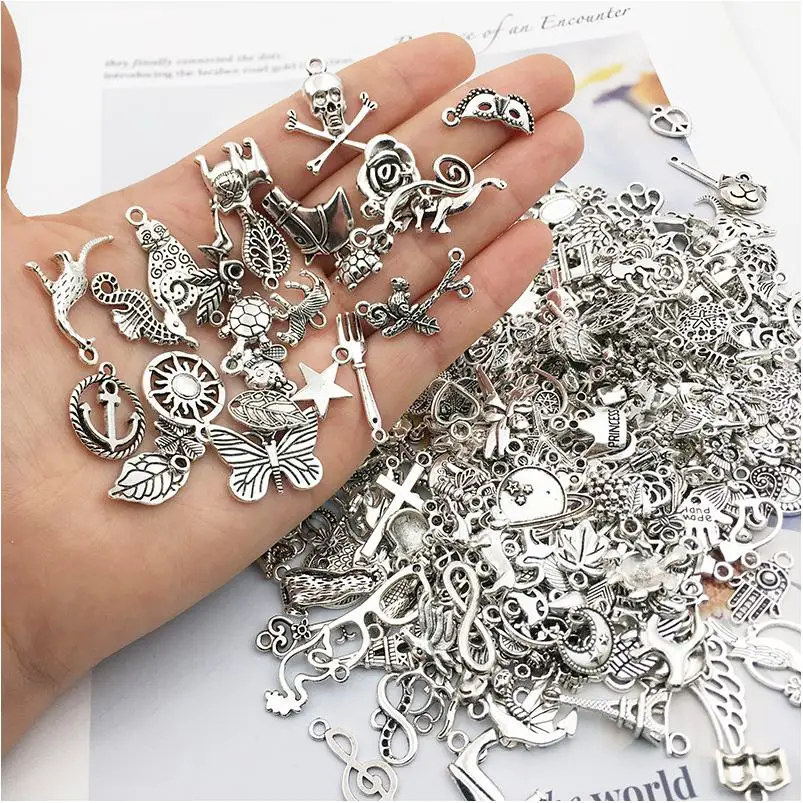 Wholesale Retro Style Alloy Charms 100 Pcs Ancient Silver Jewelry Pendants For Women DIY Bracelet Necklace Making Accessories