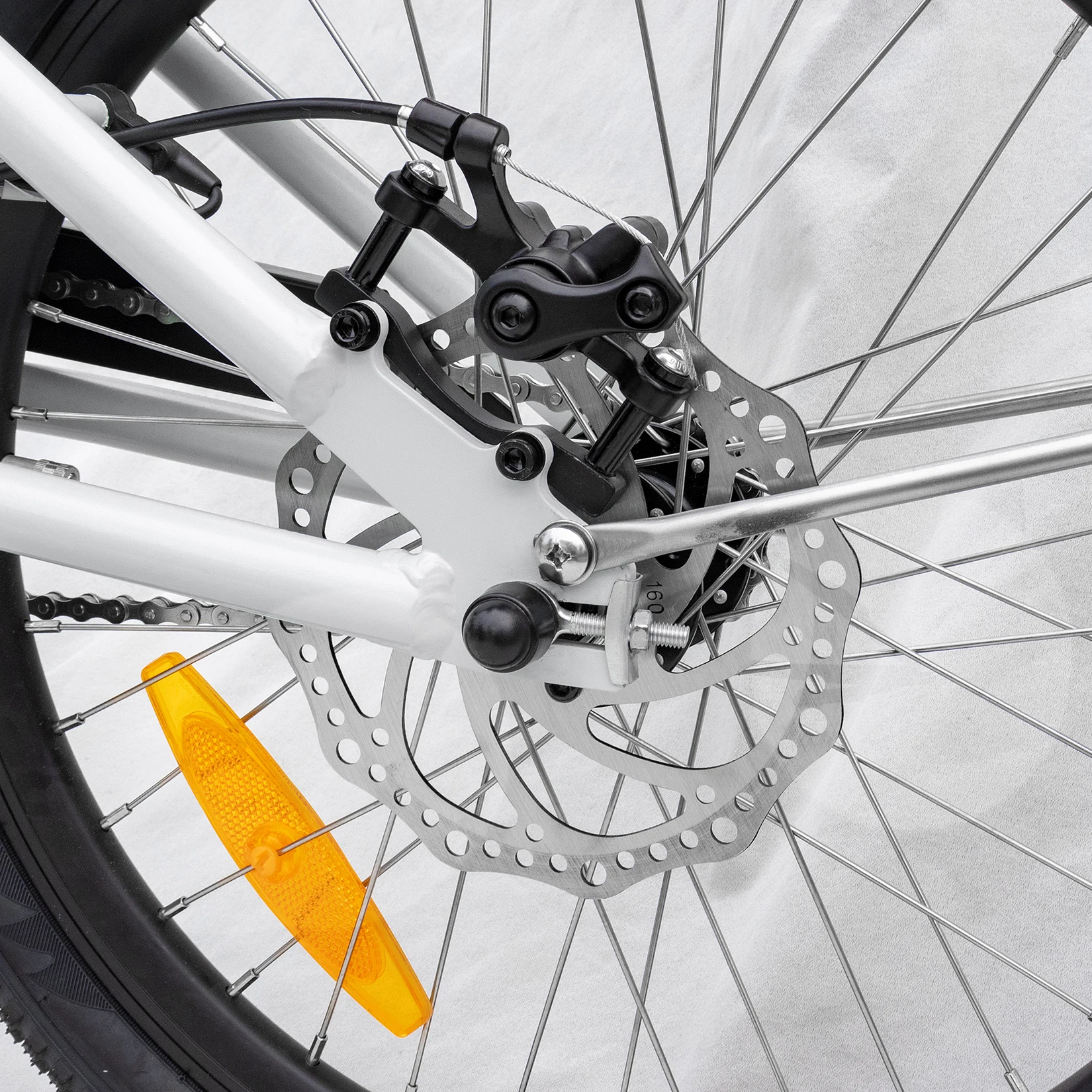 Inverted three-wheeled electric scooter rolleproof two wheels in front