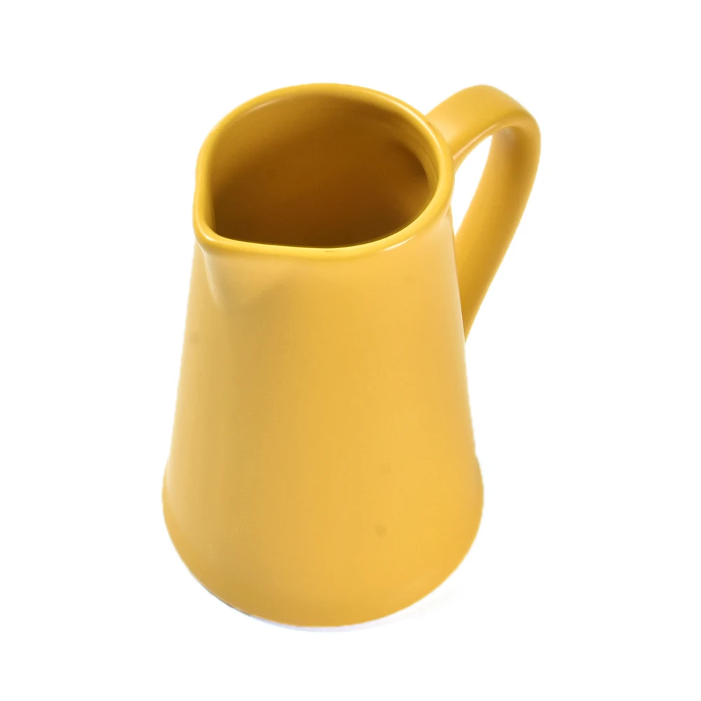 Factory Direct Sale Large Capacity Painted Can Be Customized Water Bottle Ceramic Small Milk Jug With Handle