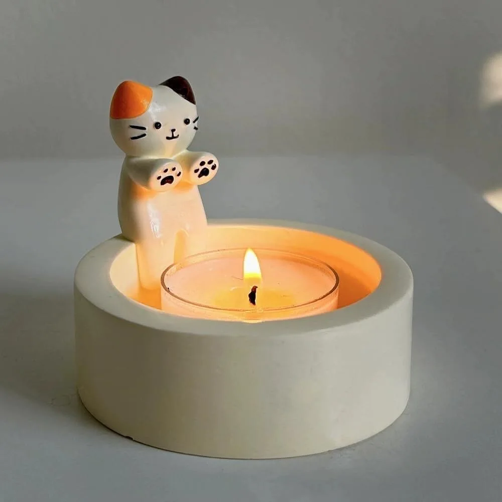 New Luxury Art Resin Animal Cat Candlestick Home Cat Warming Paws Candle Holder Scented Candlelight Dinner for Home Decoration