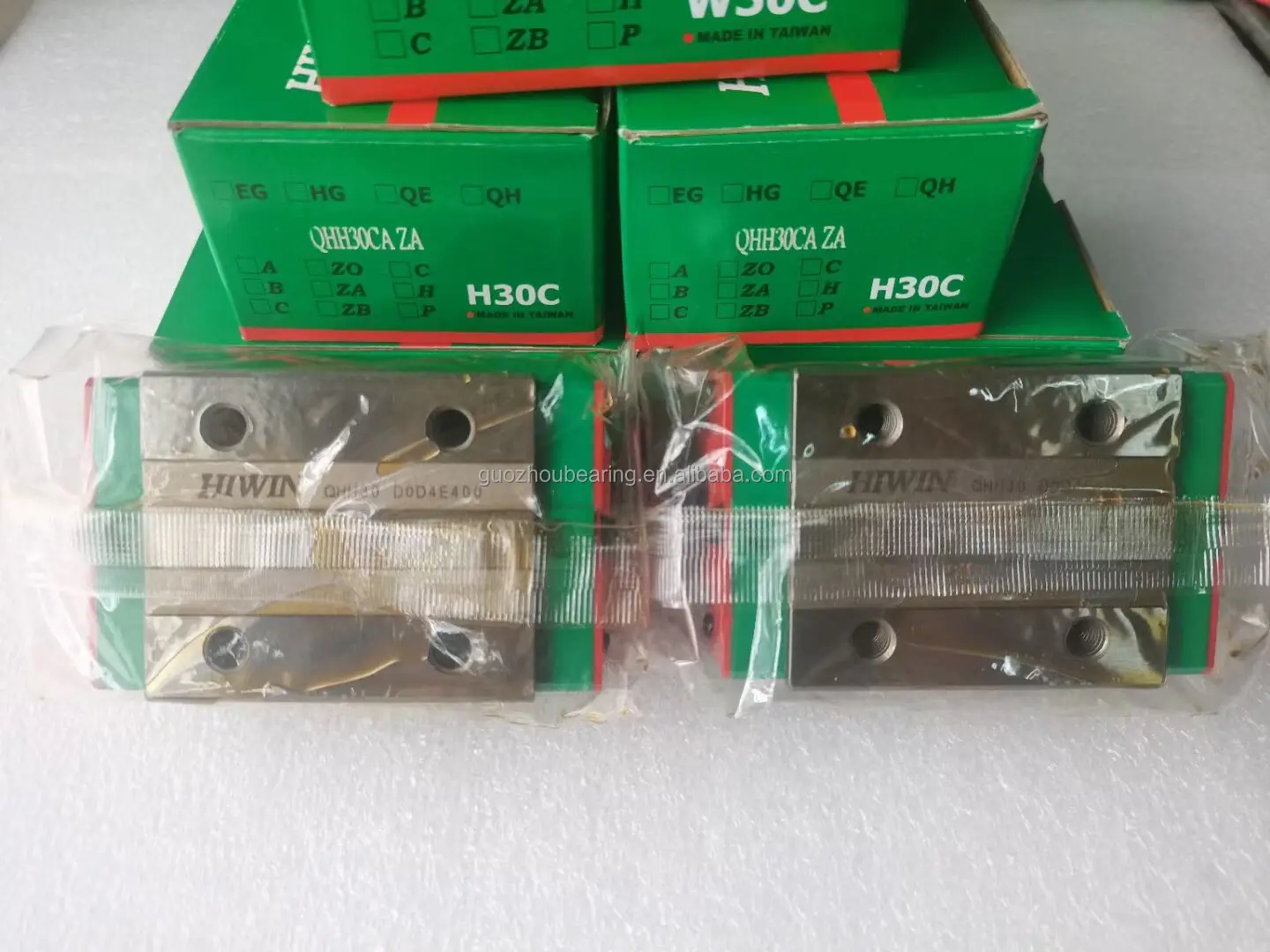 HIWIN линейная направляющая блок QHW30CB QHW30HB