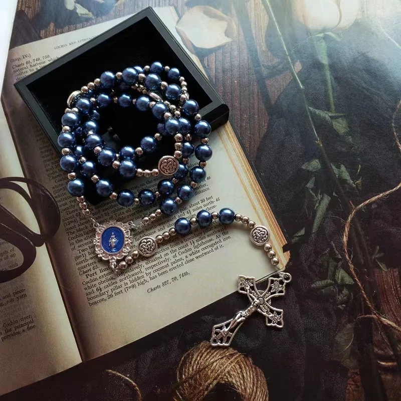 Стеклянные четки с имитацией жемчуга