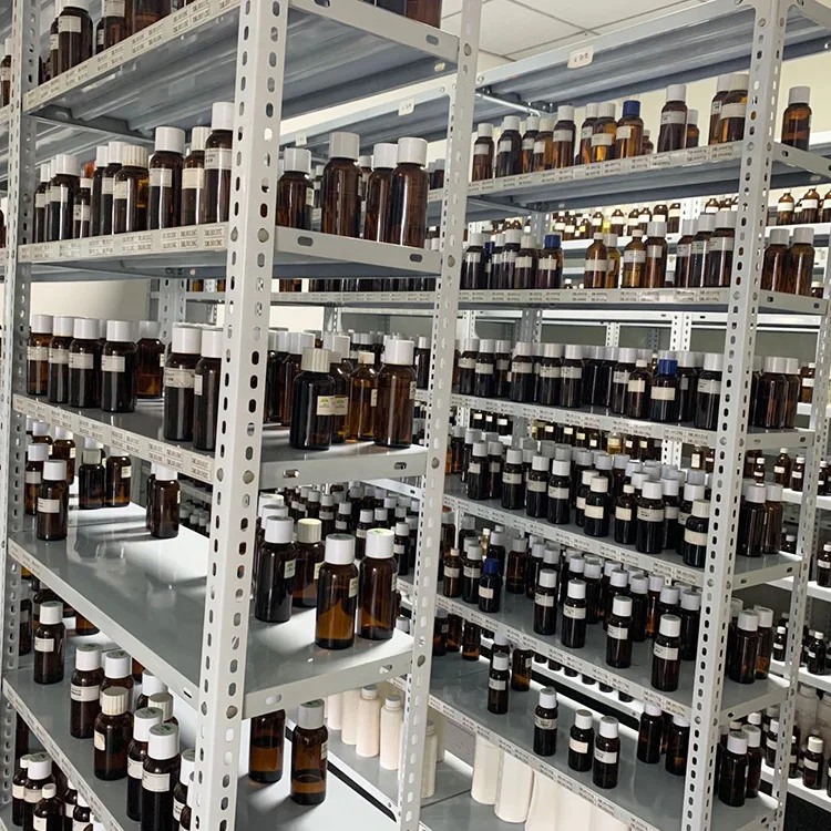 Factory supply Natural  100% Pure Vanila Absolute Essential Oil