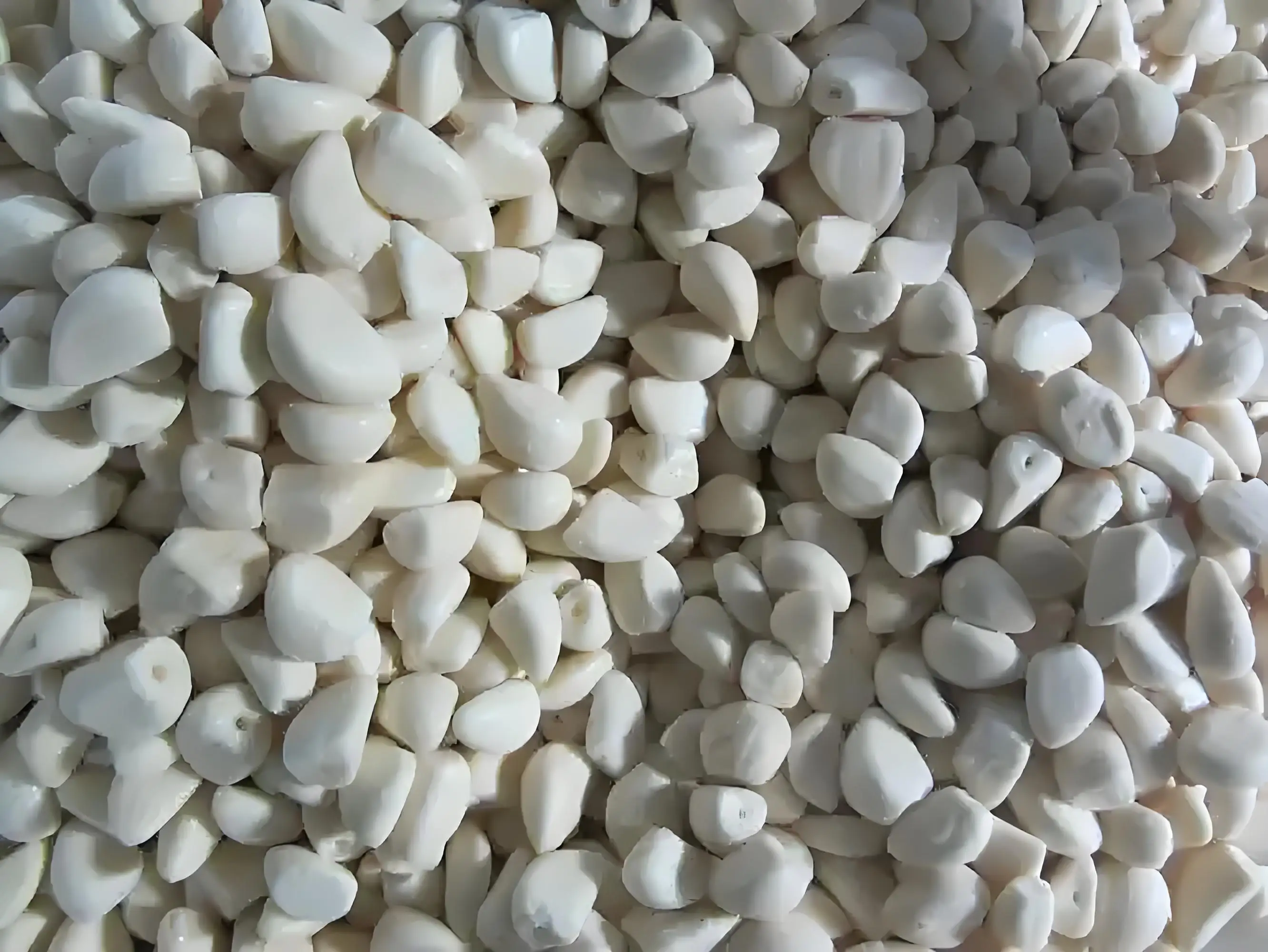 Chinese Manufacturer  Fresh Taste  Appearance And Size Frozen Garlic  Frozen Garlic
