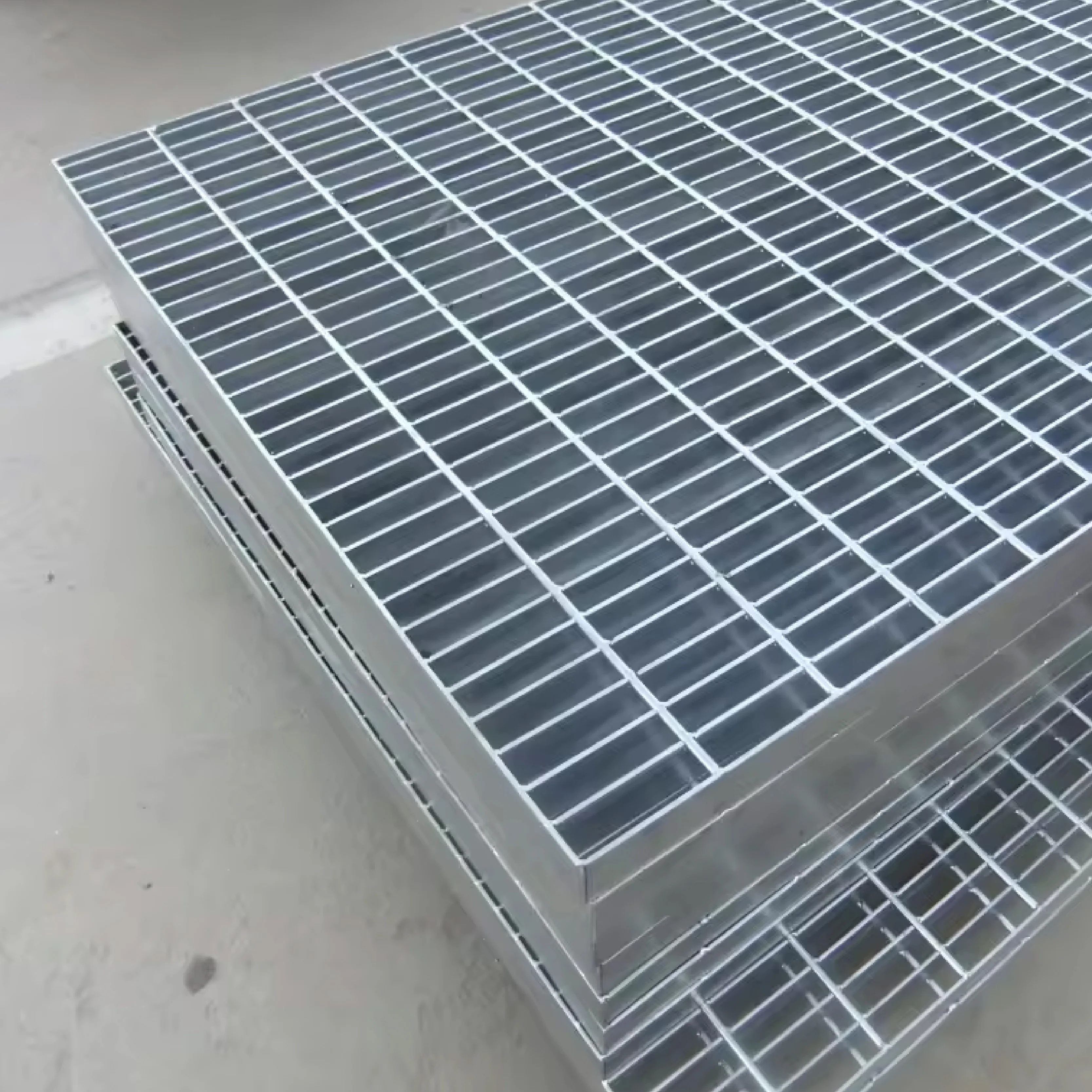 swimming pool stainless catwalk Steel grating car parking weight per square meter Steel grating