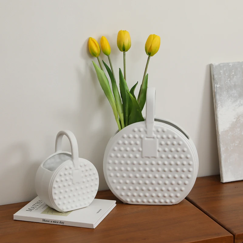 Factory direct commercial Creative Handbag Vase Ceramic Flower Arrangement Desktop Pretty Unique Crafted Bag Vase for Hom Decor