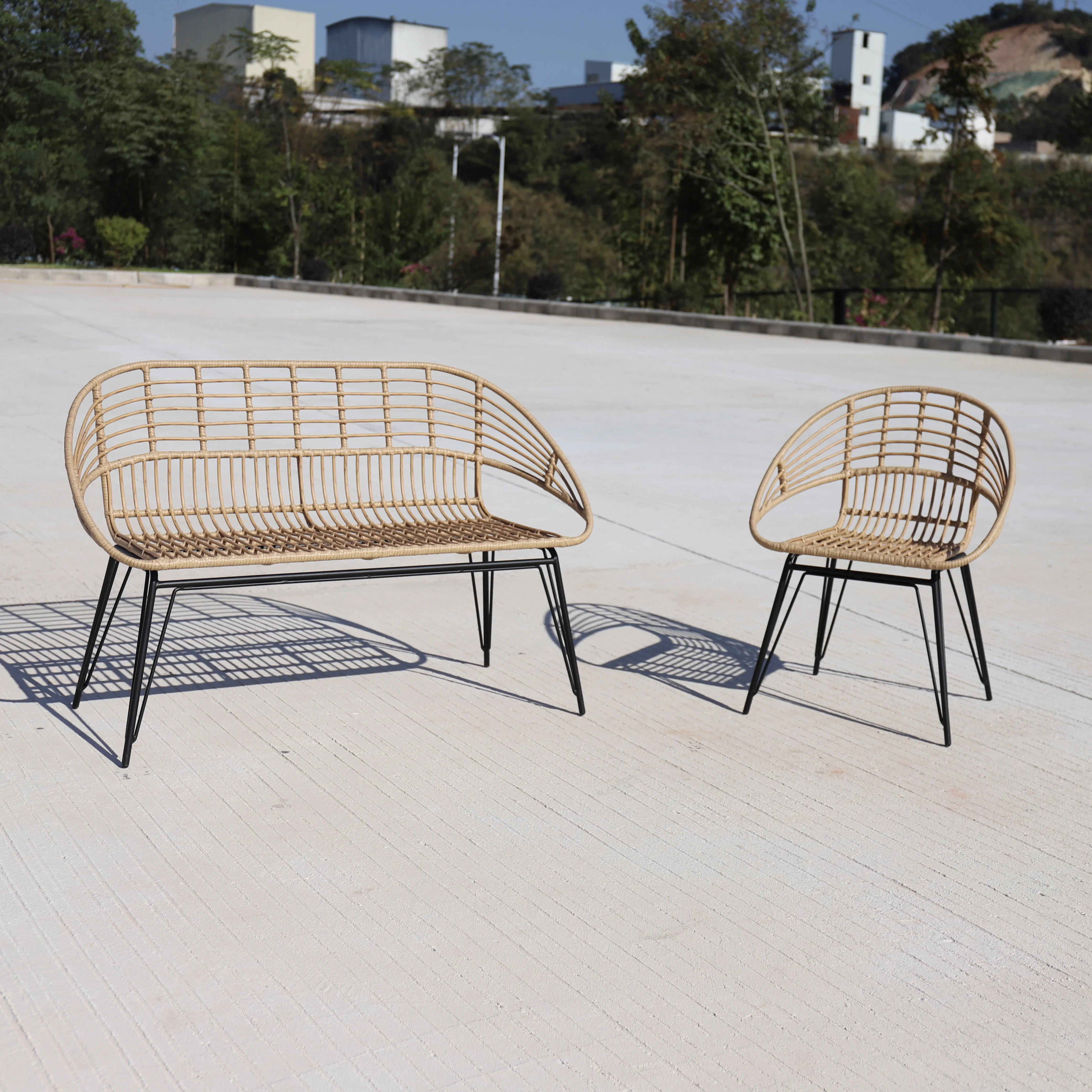 MCI Factory Outdoor Patio Hot Sales High Quality Plastic Rattan Sun Lounge Chair For Sale