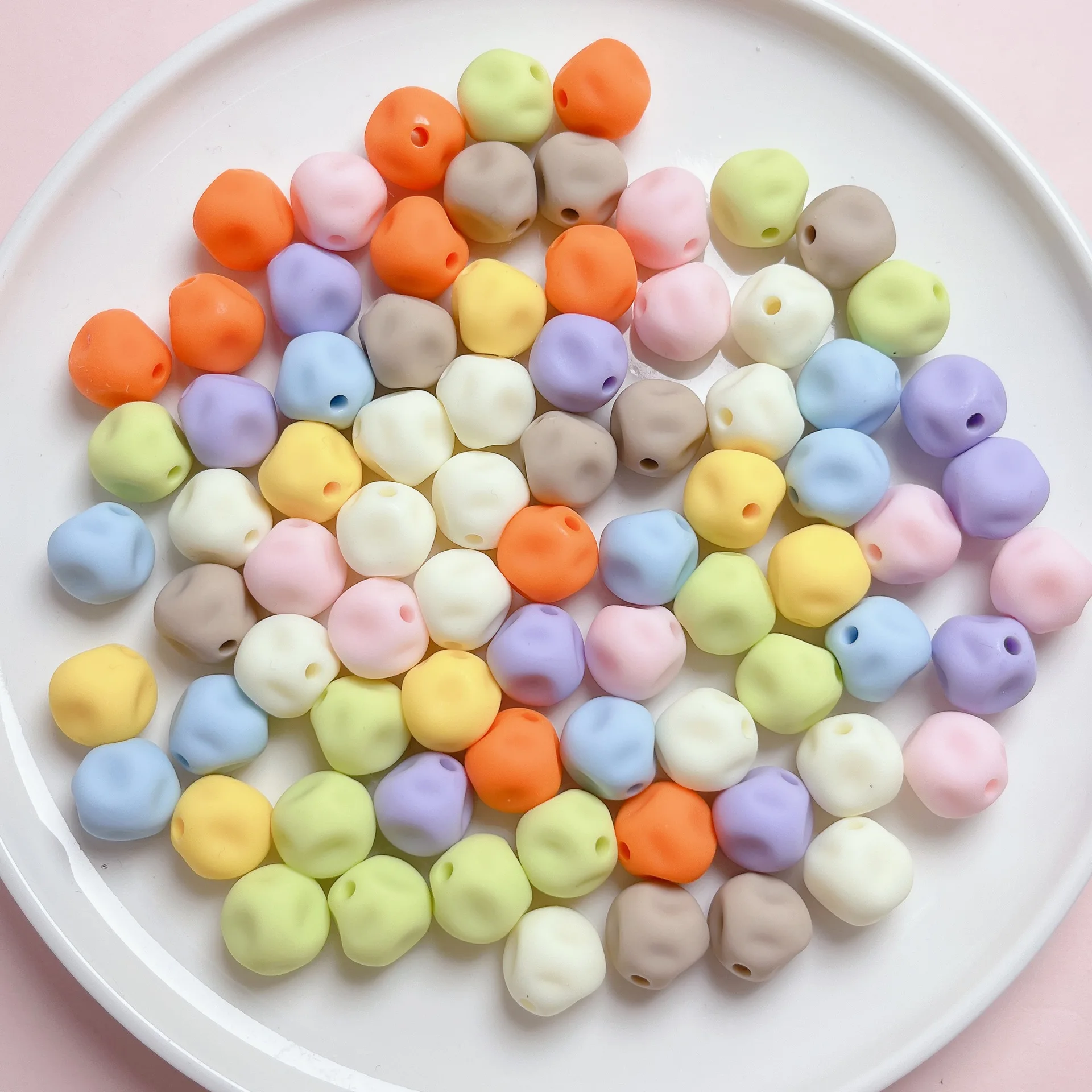 Rubber Feel Spray Paint Fig Shaped Beads Diy Phone Chain Car Hanging Bead Material Accessories For Pen and Jewelry Making 10pcs