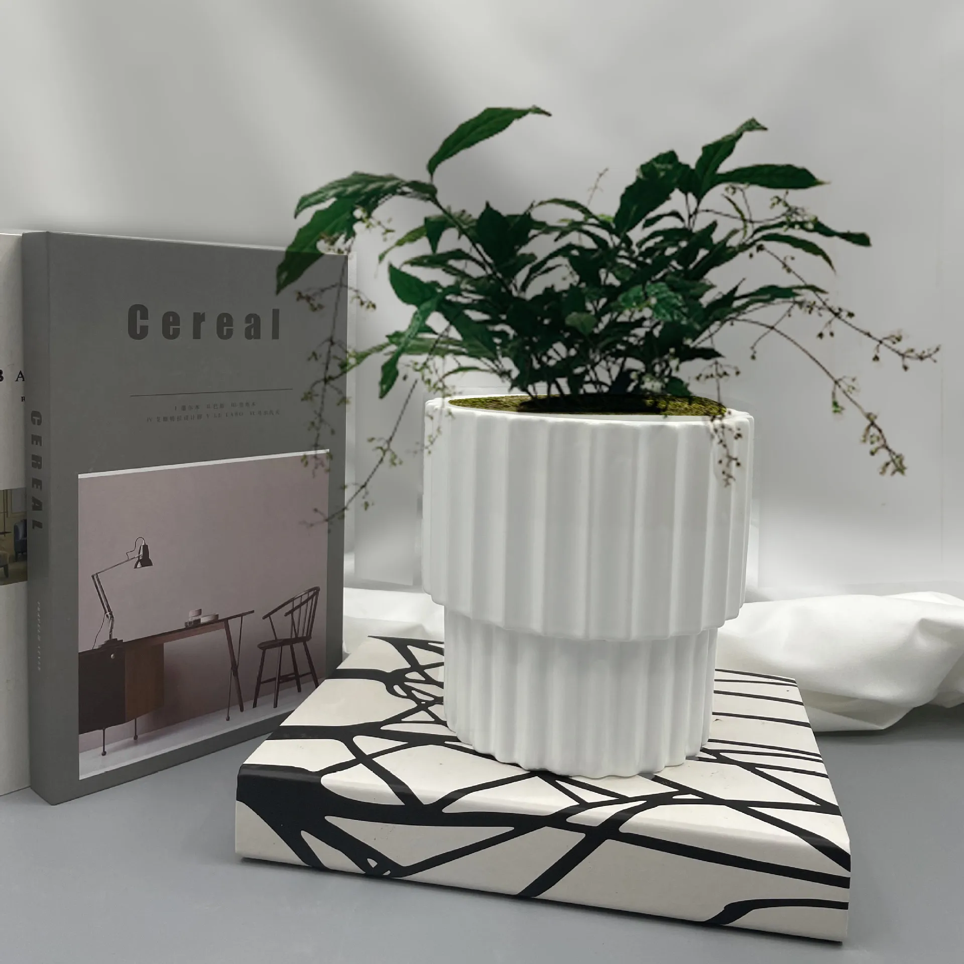 Wholesale flowerpot large diameter table top planting ceramic vertical stripes planting pot