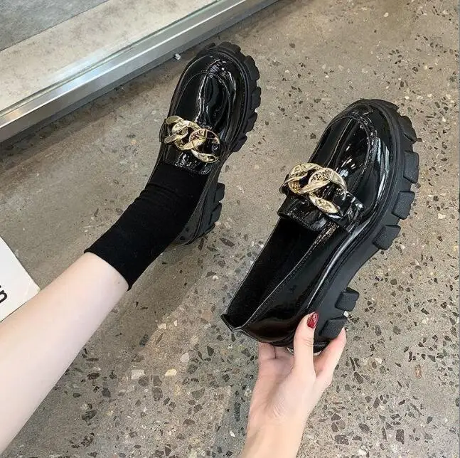 NEW Metal Decoration Solid Black Round Toe Loafer Outdoor Thick Heels Chunky Platform Breathable Soft Sole Women Loafers