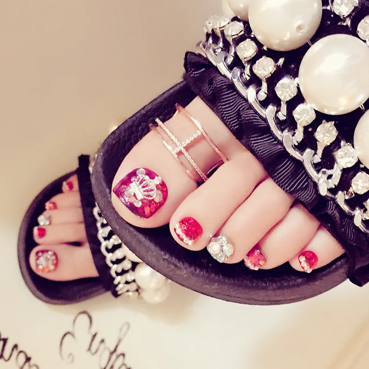 2022 wholesale stick on toe nails set salon effect manicure crown luxury Toenails For woman press on Toe nail with rhinestone